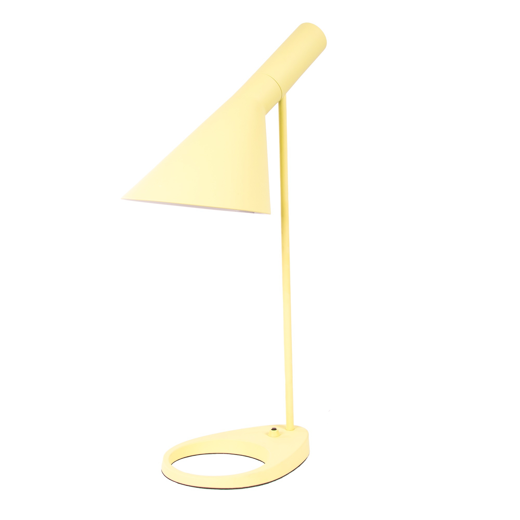 Arne Jacobsen style, Tafellamp AJ Lamp geel